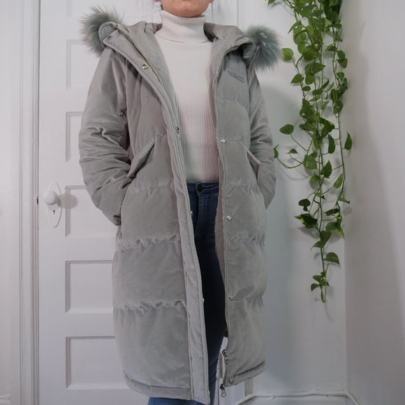 Long Super warm winter voat with beautiful faux fur collar - Picture 8 of 15